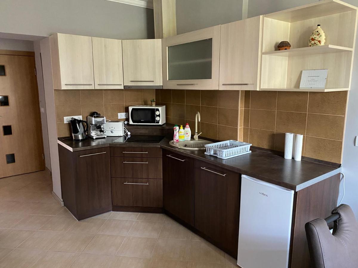 Platan Apartman ไฮจ์ดุสโซบอสโล ภายนอก รูปภาพ